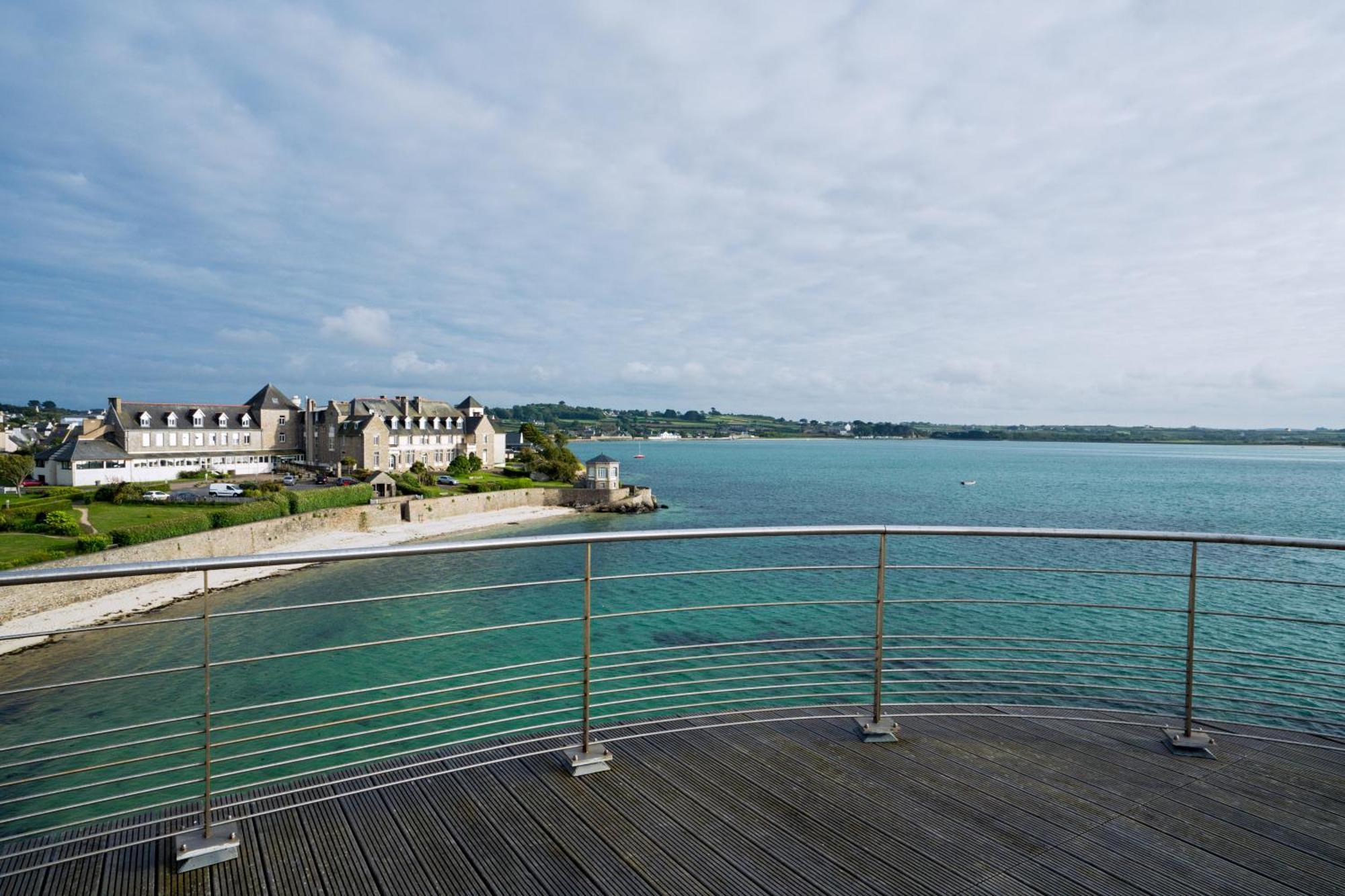 Hotel Valdys Thalasso & Spa - Beau Rivage Roscoff Exterior photo